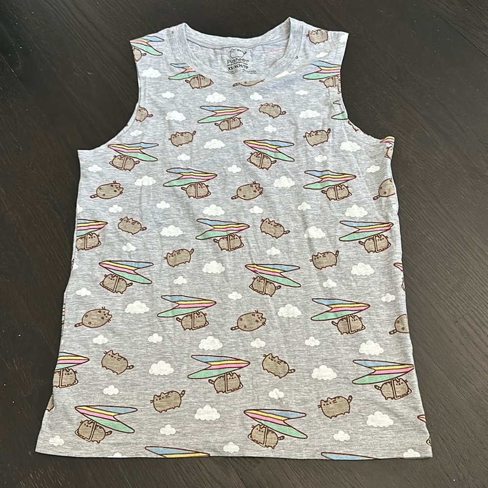 Pusheen tank top.